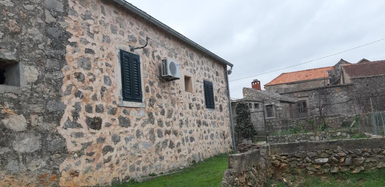 Apartman Bogdan Jelsa  Εξωτερικό φωτογραφία