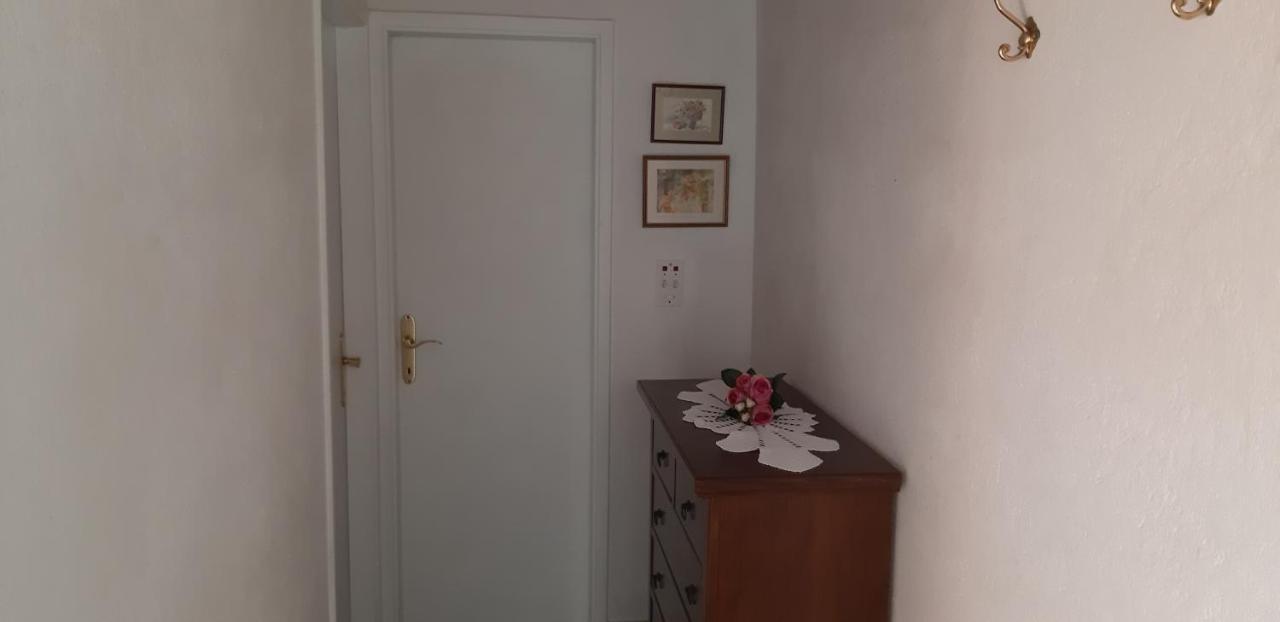 Apartman Bogdan Jelsa  Εξωτερικό φωτογραφία
